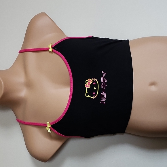 Hello Kitty crop top - Picture 3 of 5